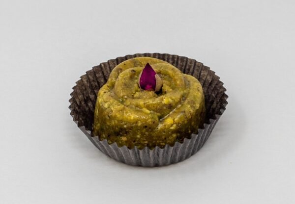 Pistachio Rose - 12 Pieces