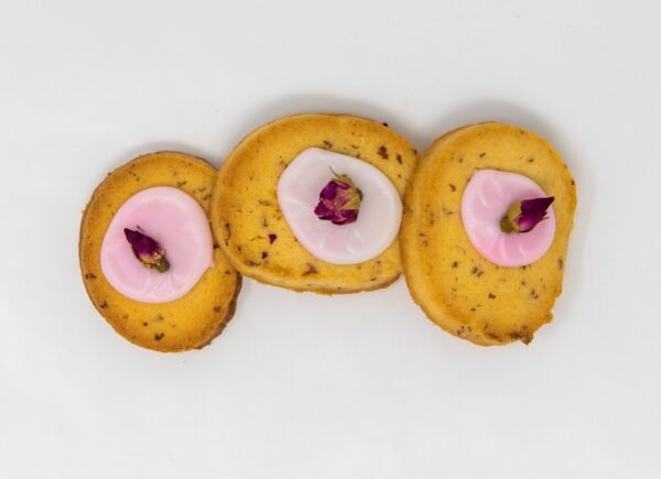 Rose Cookies - (12 Pieces)